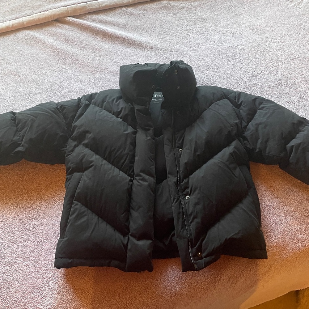 Aritzia Wilfred Black Puffer Jacket - Black XXS